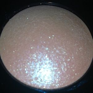 Pat McGrath Astral White pigment!